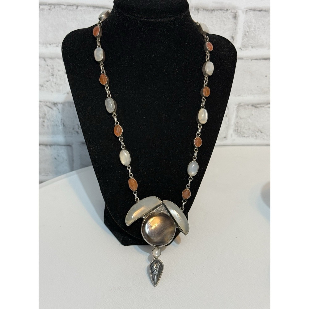 Vintage  Artisan 925 Sterling Silver Mother of Pearl  Necklace
